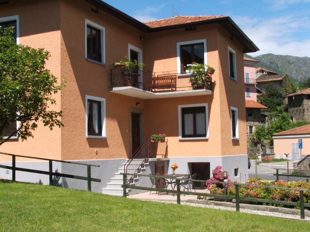 Azalea Di Gigliola Ziello - "Casa Azalea" Cremia Exterior foto